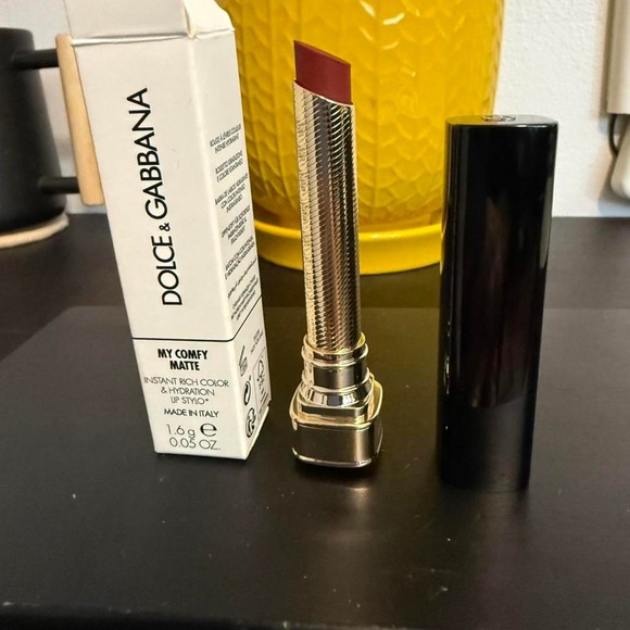 Other - Dolce & Gabbana‎ my comfy matte lipstick my25.05
